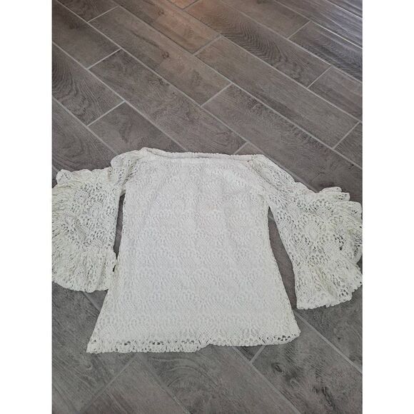 Boston Proper Crochet Off the Shoulder Top Size Small Cream/Off White Color - Picture 1 of 7